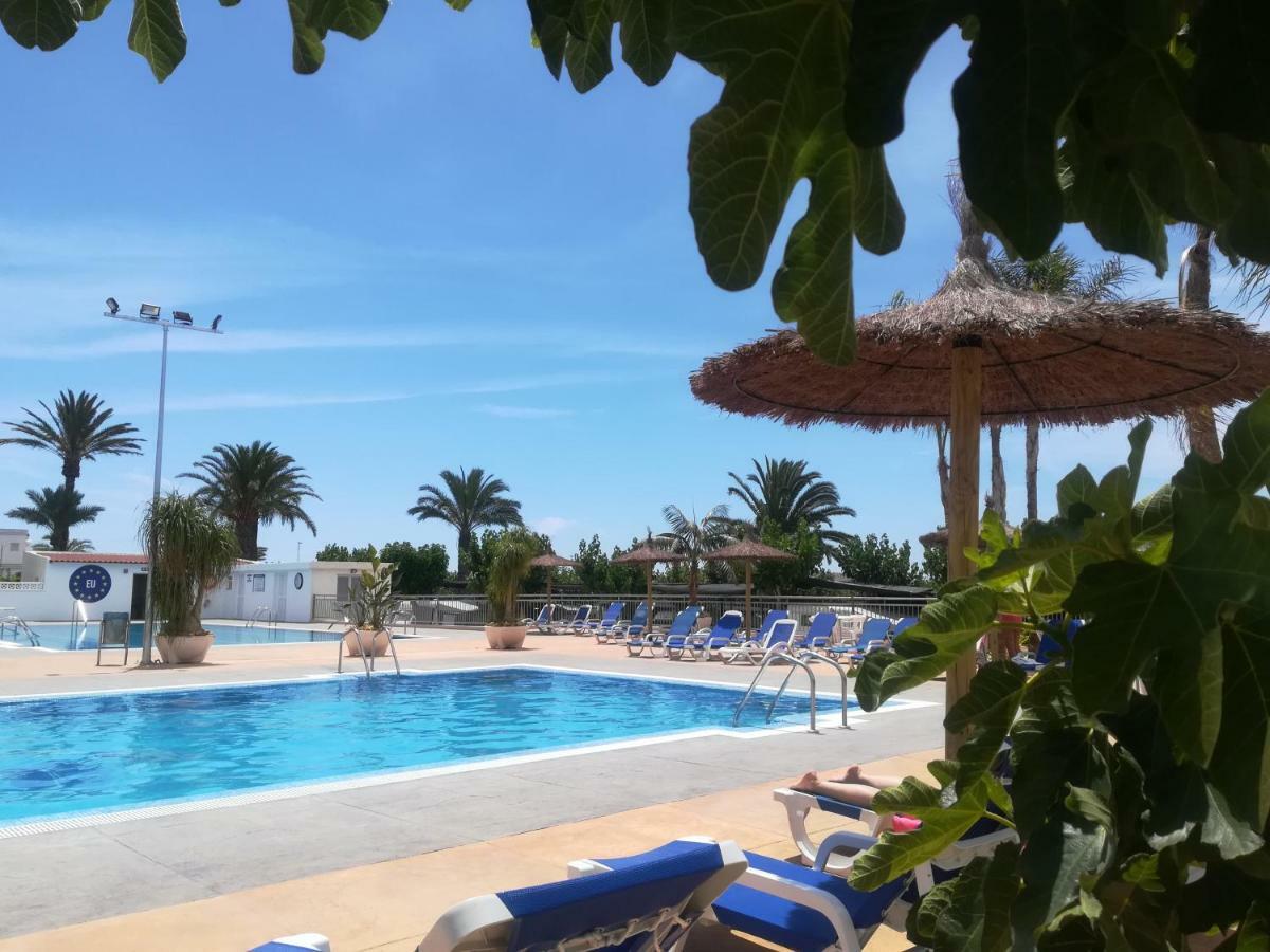 Camping Bahia Санта Пола Екстериор снимка