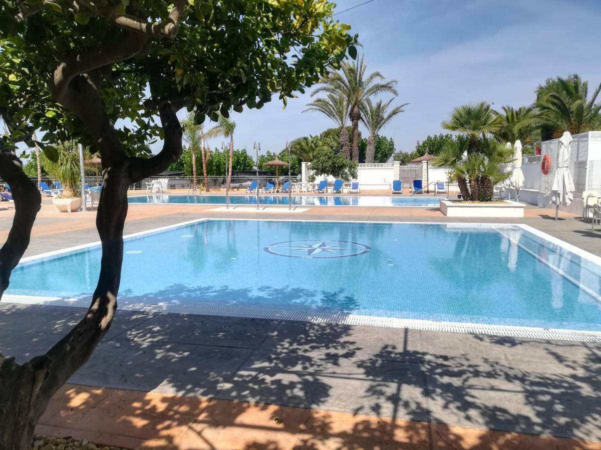 Camping Bahia Санта Пола Екстериор снимка